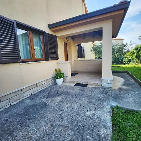 Draga 1695 Apartment *