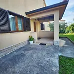 Draga 1695 Apartman *