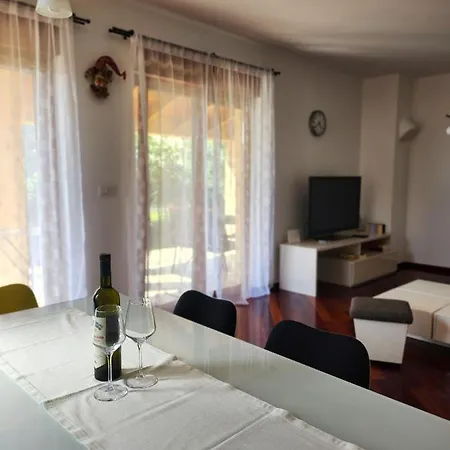 Draga 1695 Apartment *